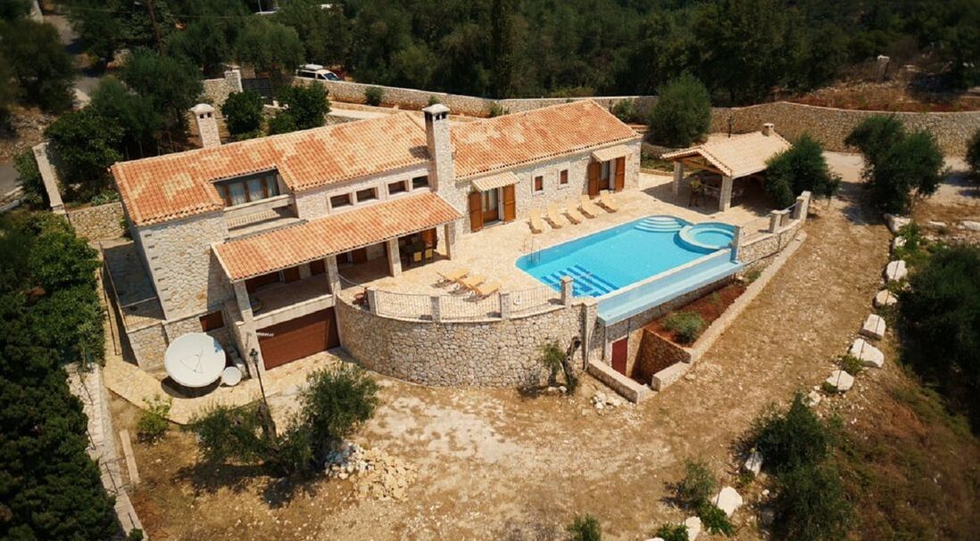 OLIVE GROVE - North East Coast Coast Corfu Villa for Rent