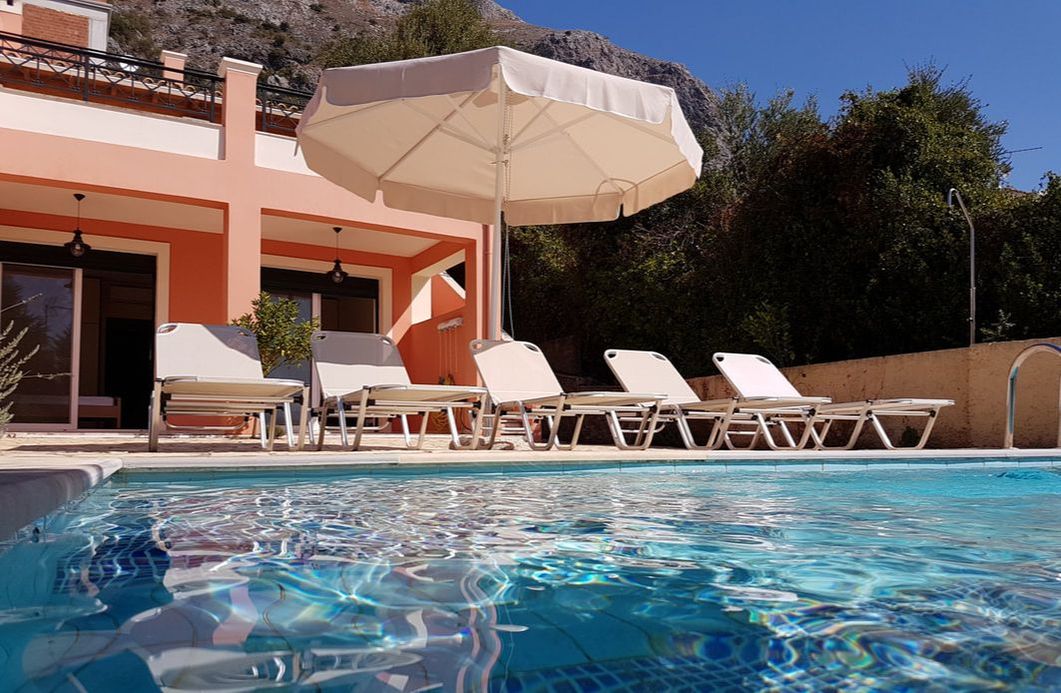 EMERALD BAY - North East Coast Coast Corfu Villa for Rent