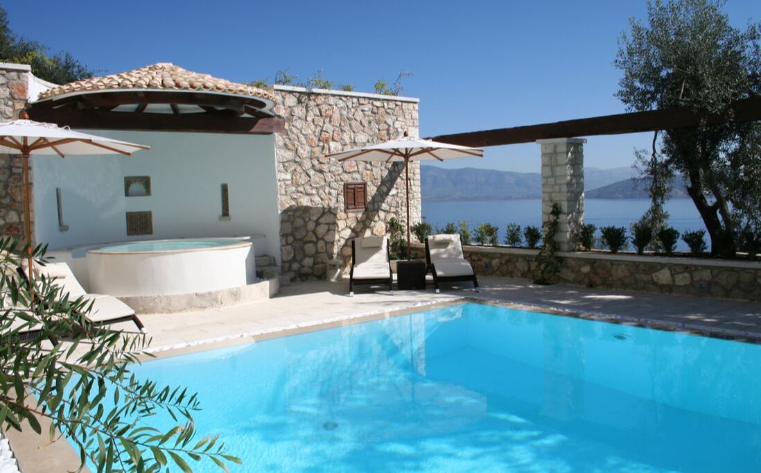 KROUZERI ESTATE 'THE STONE HOUSE' - North East Coast Corfu Villa for Rent