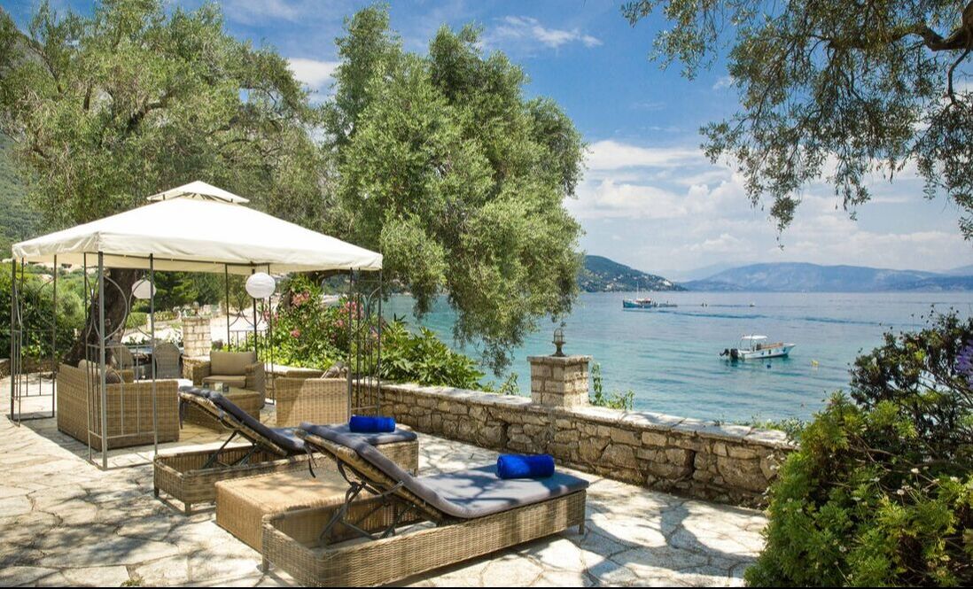 BARBATI BEACH HOUSE - North East Coast Corfu Villa for Rent