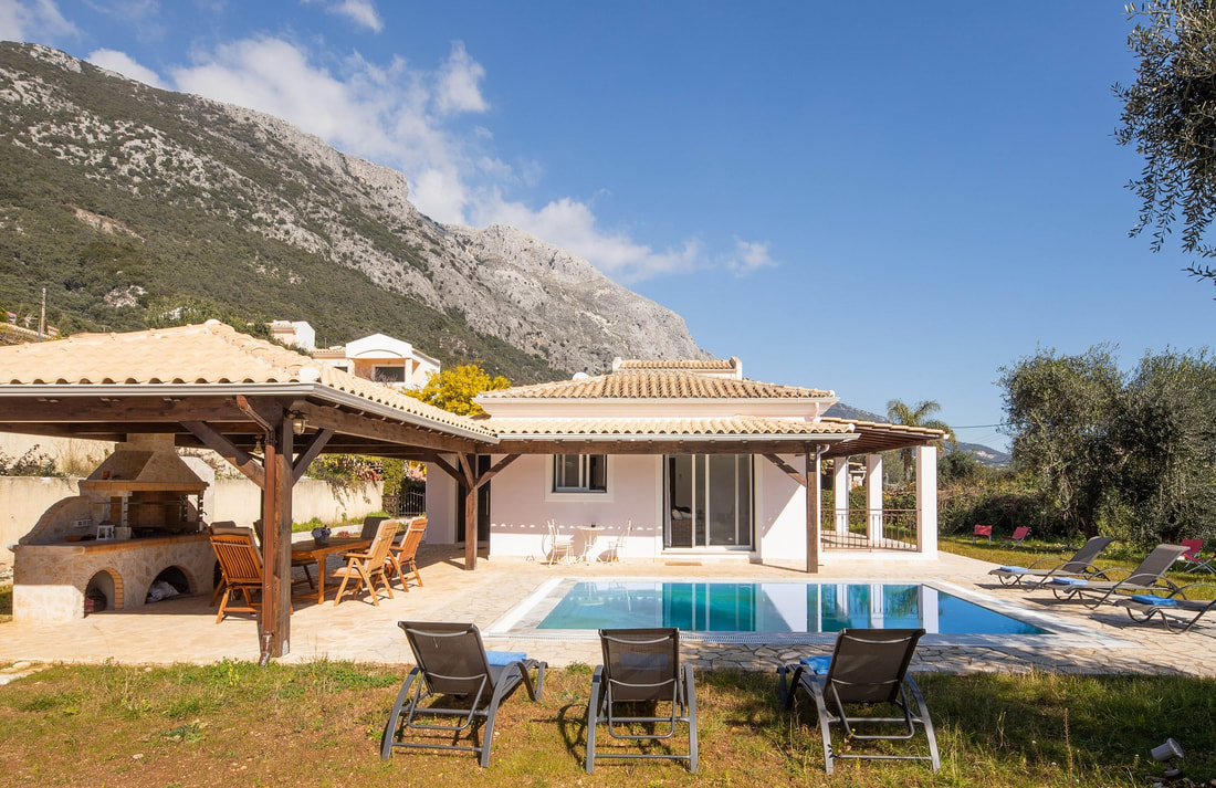 BLUE AZUR - North East Coast Coast Corfu Villa for Rent